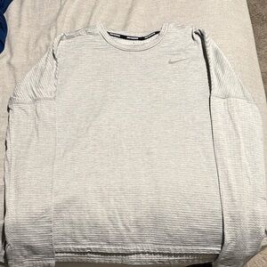 Nike thermal Long Sleeve Top